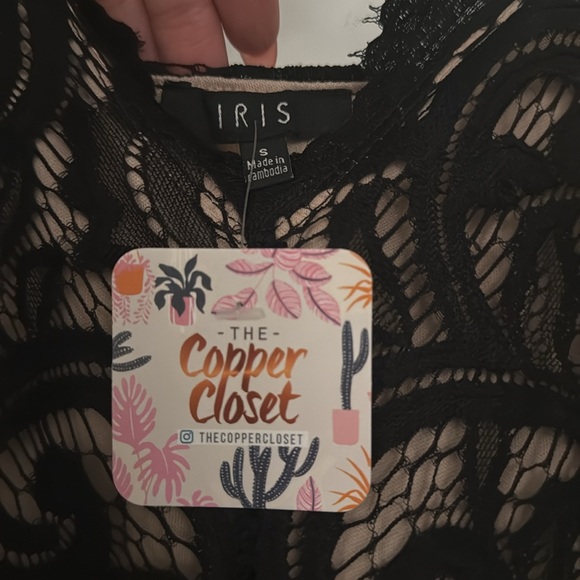 Black lace romper - Picture 2 of 3